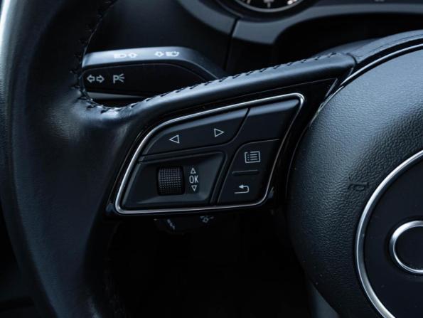 Audi A3 III (8V) Рестайлинг с пробегом 2018 года, цена 2 380 000 рублей, 106926 км, седан, Автокод Объявления