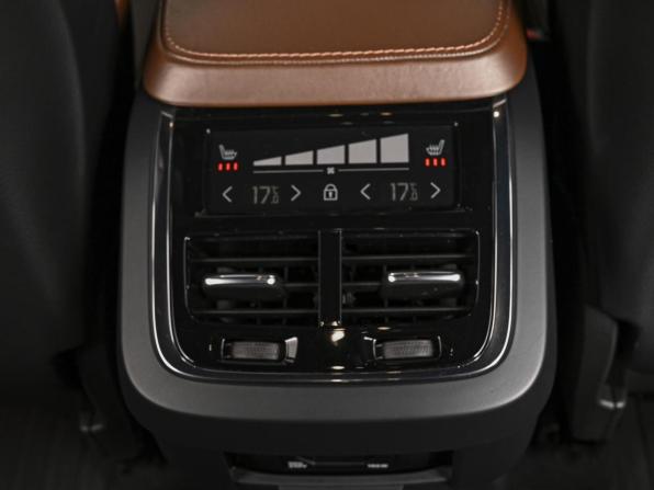 Volvo XC90 II с пробегом 2017 года, цена 3 749 000 рублей, 121921 км, внедорожник, Автокод Объявления