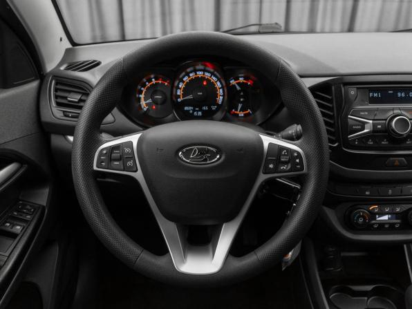 Lada (ВАЗ) Vesta I с пробегом 2019 года, цена 890 000 рублей, 89392 км, седан, Автокод Объявления