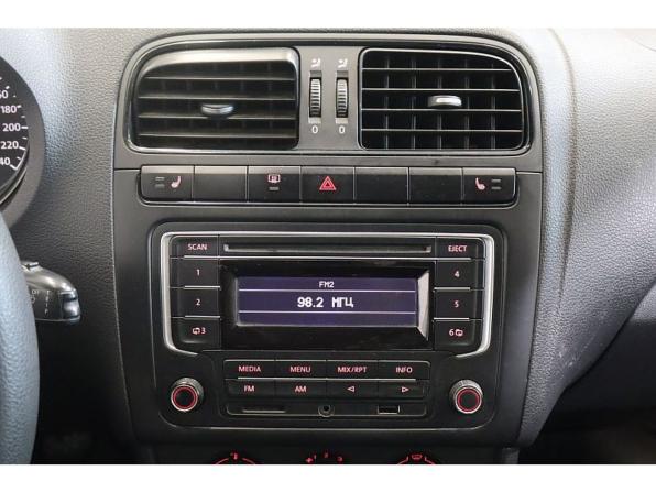 Volkswagen Polo V с пробегом 2014 года, цена 694 000 рублей, 118215 км, седан, Автокод Объявления