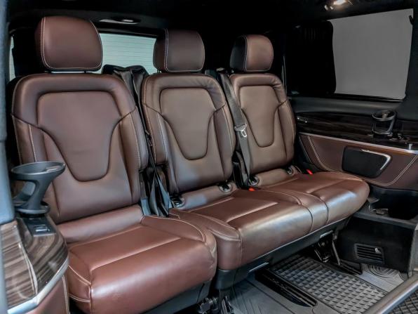 Mercedes-Benz V-Класс III (W447) Рестайлинг с пробегом 2019 года, цена 6 350 000 рублей, 63987 км, минивэн, Автокод Объявления