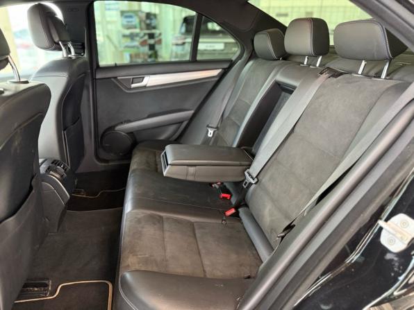 Mercedes-Benz C-Класс III (W204) Рестайлинг с пробегом 2014 года, цена 1 175 000 рублей, 143625 км, седан, Автокод Объявления