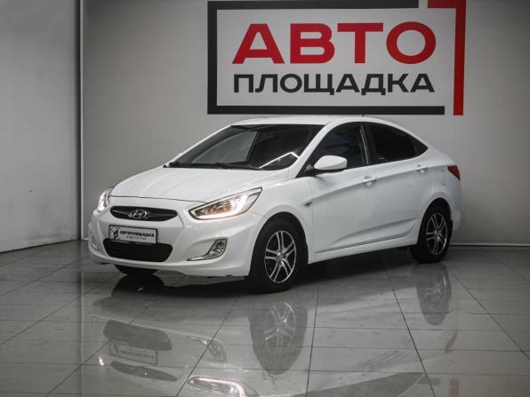Hyundai Solaris I с пробегом 2013 года, цена 899 000 рублей, 180000 км, хэтчбек, Автокод Объявления