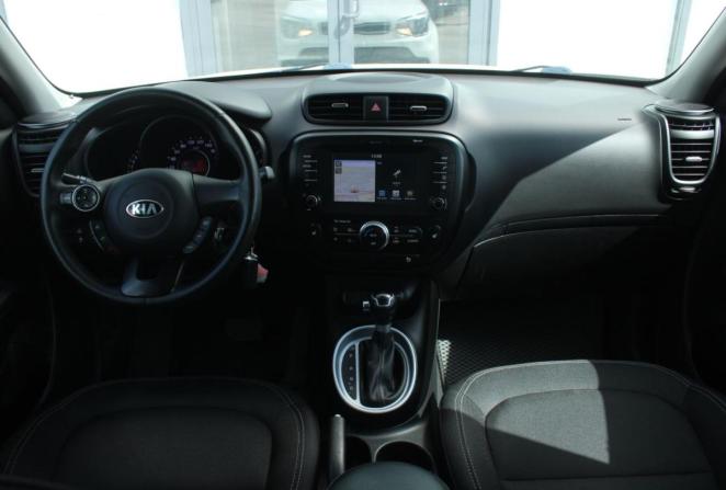 Kia Soul II Рестайлинг с пробегом 2017 года, цена 1 580 000 рублей, 82357 км, хэтчбек, Автокод Объявления