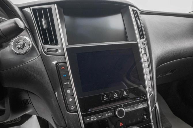Infiniti Q50 I с пробегом 2017 года, цена 1 849 000 рублей, 118800 км, седан, Автокод Объявления