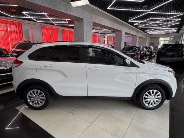 Lada (ВАЗ) XRAY I с пробегом 2017 года, цена 699 000 рублей, 109587 км, хэтчбек, Автокод Объявления