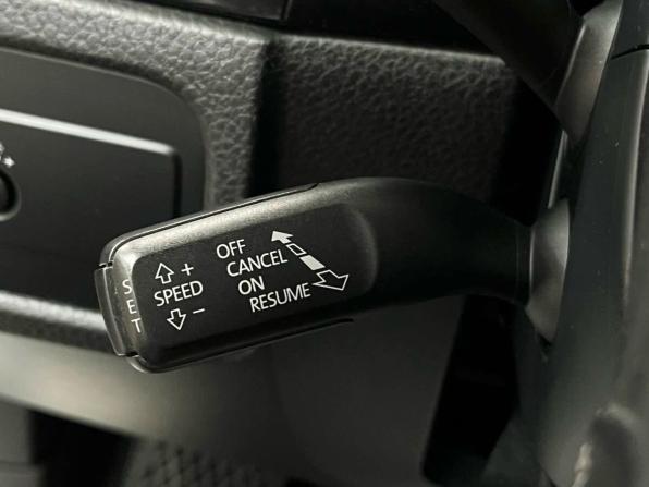 Volkswagen Touareg II с пробегом 2014 года, цена 2 379 900 рублей, 274300 км, внедорожник, Автокод Объявления