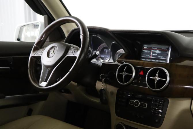 Mercedes-Benz GLK-Класс I (X204) Рестайлинг с пробегом 2015 года, цена 1 899 990 рублей, 244151 км, внедорожник, Автокод Объявления