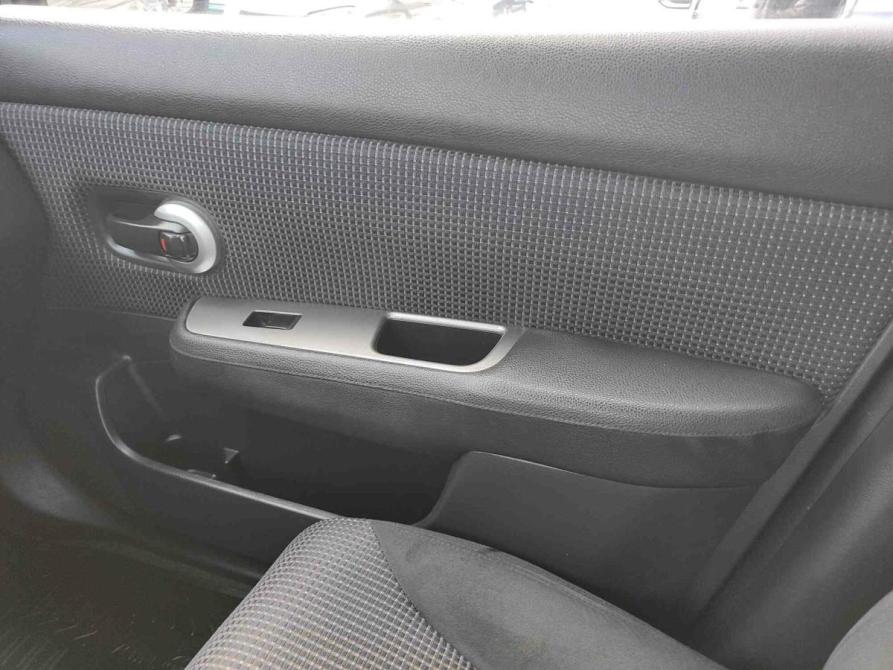 Nissan Tiida I Санкт-Петербург  - изображение 12