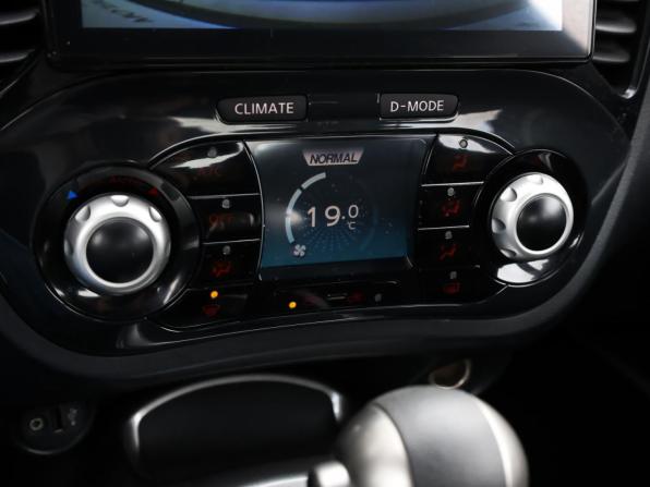 Nissan Juke I с пробегом 2012 года, цена 898 000 рублей, 189346 км, внедорожник, Автокод Объявления
