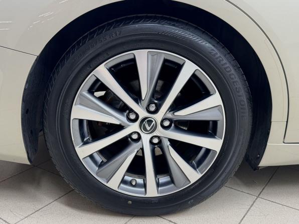 Lexus ES VII с пробегом 2019 года, цена 3 498 000 рублей, 139935 км, седан, Автокод Объявления