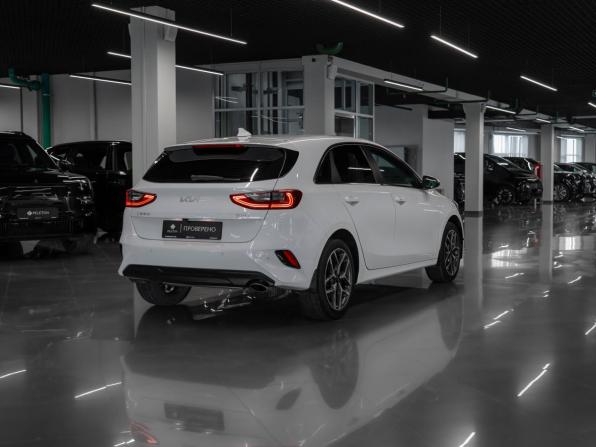 Kia Ceed III Рестайлинг с пробегом 2022 года, цена 2 390 000 рублей, 52479 км, хэтчбек, Автокод Объявления