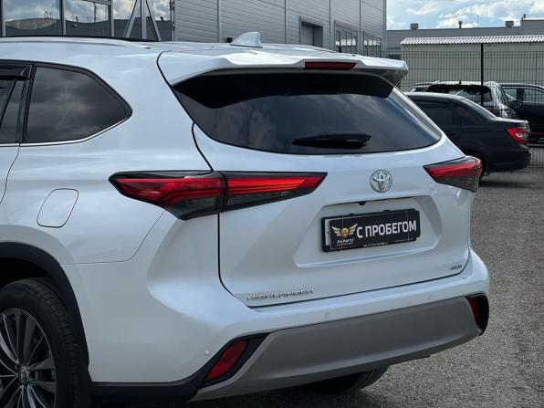 Toyota Highlander IV (XU70) с пробегом 2025 года, цена 4 749 000 рублей, 28300 км, внедорожник, Автокод Объявления
