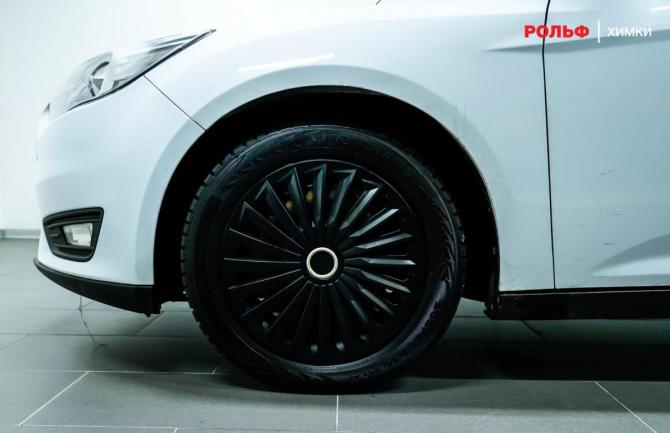 Ford Focus III Рестайлинг с пробегом 2018 года, цена 1 050 000 рублей, 133800 км, хэтчбек, Автокод Объявления