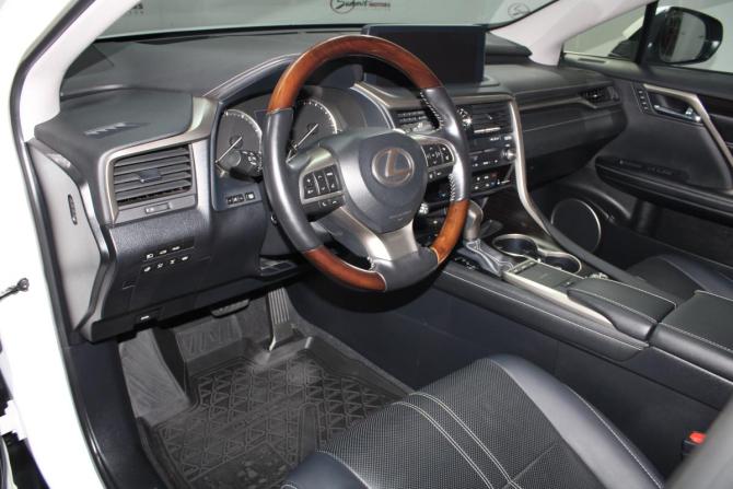 Lexus RX IV Рестайлинг с пробегом 2019 года, цена 4 990 000 рублей, 63649 км, внедорожник, Автокод Объявления