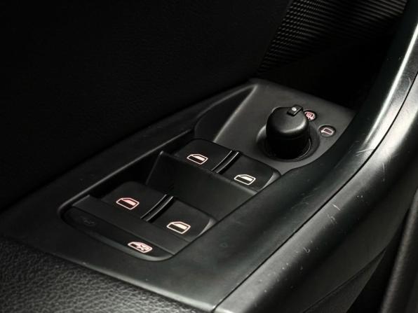 Audi Q3 I (8U) с пробегом 2012 года, цена 1 649 000 рублей, 190012 км, внедорожник, Автокод Объявления