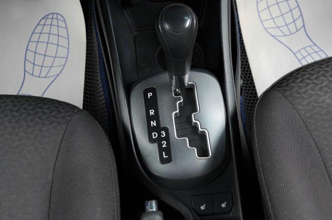 Kia Rio III с пробегом 2012 года, цена 749 000 рублей, 216000 км, седан, Автокод Объявления
