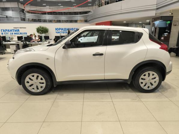 Nissan Juke I с пробегом 2012 года, цена 950 000 рублей, 119255 км, внедорожник, Автокод Объявления