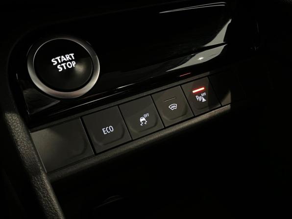 Renault Kaptur I Рестайлинг с пробегом 2021 года, цена 1 730 000 рублей, 75347 км, внедорожник, Автокод Объявления