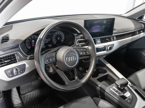 Audi A4 V (B9) Рестайлинг с пробегом 2021 года, цена 3 516 500 рублей, 55826 км, седан, Автокод Объявления