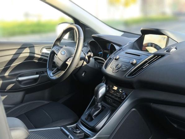 Ford Kuga II Рестайлинг с пробегом 2018 года, цена 2 019 000 рублей, 62075 км, внедорожник, Автокод Объявления