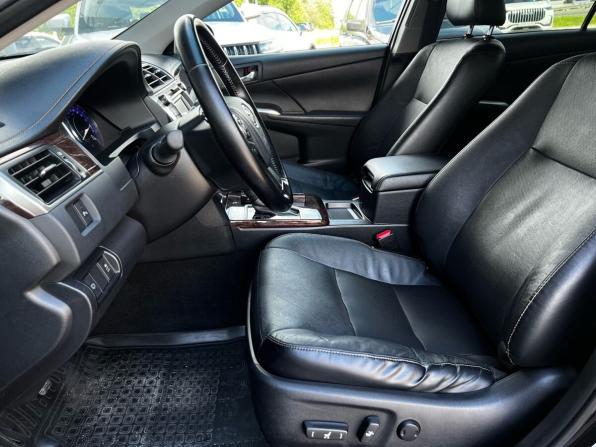 Toyota Camry VII (XV50) Рестайлинг с пробегом 2016 года, цена 2 390 000 рублей, 131234 км, седан, Автокод Объявления