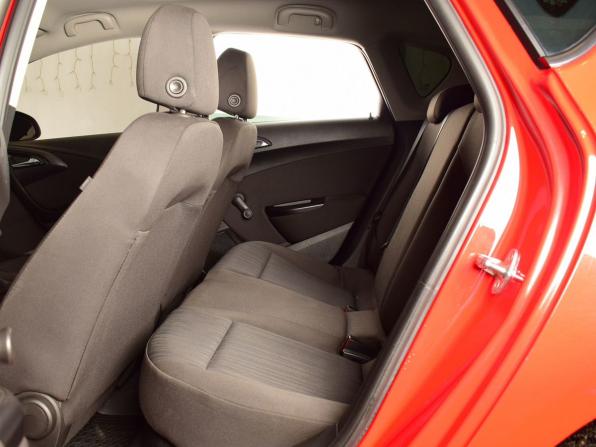 Opel Astra J с пробегом 2011 года, цена 779 995 рублей, 77193 км, хэтчбек, Автокод Объявления