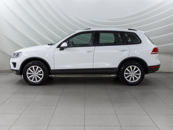 Volkswagen Touareg II Рестайлинг с пробегом 2015 года, цена 3 098 000 рублей, 169678 км, внедорожник, Автокод Объявления