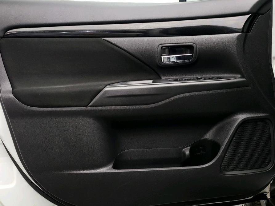 Mitsubishi Outlander III Рестайлинг 3 Мурманск  - изображение 18