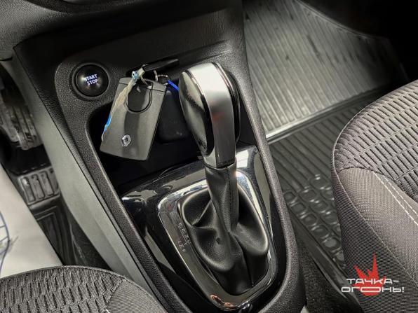 Renault Kaptur I с пробегом 2019 года, цена 1 199 000 рублей, 139000 км, внедорожник, Автокод Объявления