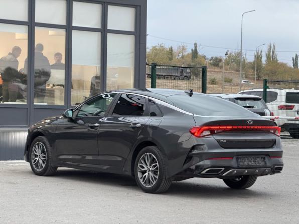 Kia K5 III с пробегом 2020 года, цена 2 250 000 рублей, 117000 км, седан, Автокод Объявления