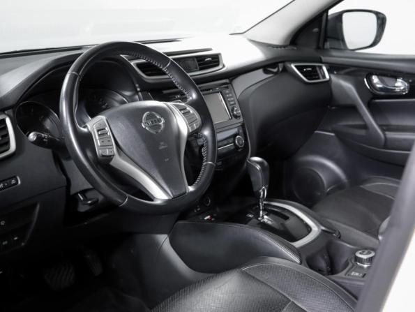 Nissan Qashqai II с пробегом 2017 года, цена 1 900 000 рублей, 78316 км, внедорожник, Автокод Объявления