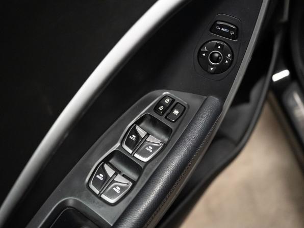 Hyundai Santa Fe III с пробегом 2012 года, цена 1 599 000 рублей, 195065 км, внедорожник, Автокод Объявления