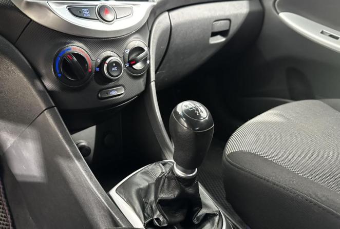 Hyundai Solaris I с пробегом 2011 года, цена 385 000 рублей, 196588 км, седан, Автокод Объявления
