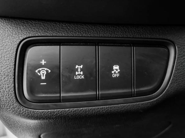 Hyundai Santa Fe IV с пробегом 2020 года, цена 2 965 000 рублей, 122350 км, внедорожник, Автокод Объявления