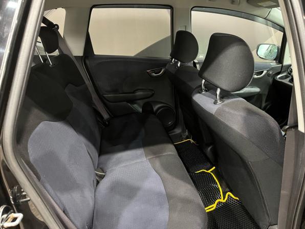 Honda Fit II с пробегом 2010 года, цена 670 000 рублей, 123525 км, хэтчбек, Автокод Объявления
