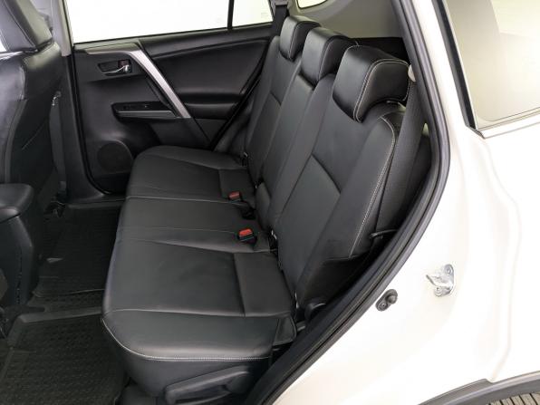 Toyota RAV4 IV (XA40) Рестайлинг с пробегом 2016 года, цена 2 595 000 рублей, 122999 км, внедорожник, Автокод Объявления