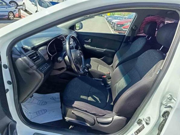 Kia Rio III Рестайлинг с пробегом 2016 года, цена 1 089 000 рублей, 158612 км, седан, Автокод Объявления