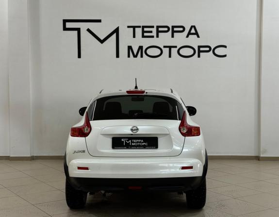 Nissan Juke I с пробегом 2013 года, цена 980 000 рублей, 144767 км, внедорожник, Автокод Объявления