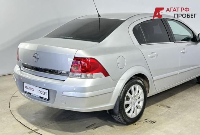 Opel Astra H Рестайлинг с пробегом 2014 года, цена 750 000 рублей, 153012 км, хэтчбек, Автокод Объявления