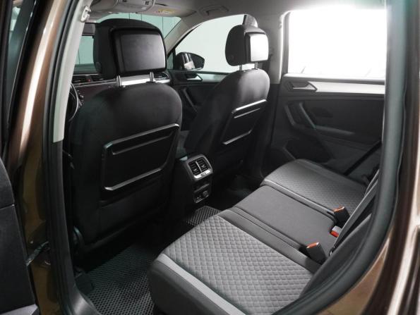 Volkswagen Tiguan II с пробегом 2019 года, цена 1 819 000 рублей, 220022 км, внедорожник, Автокод Объявления