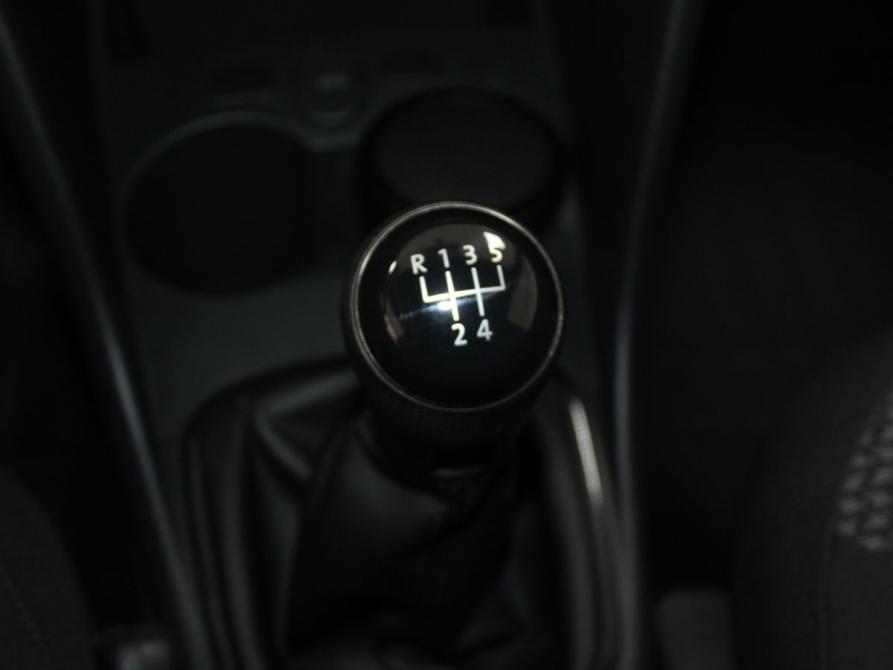 Volkswagen Polo V Рестайлинг Старый Оскол  - изображение 17
