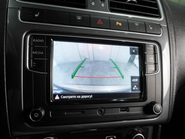 Volkswagen Polo V Рестайлинг с пробегом 2019 года, цена 1 334 000 рублей, 151414 км, седан, Автокод Объявления