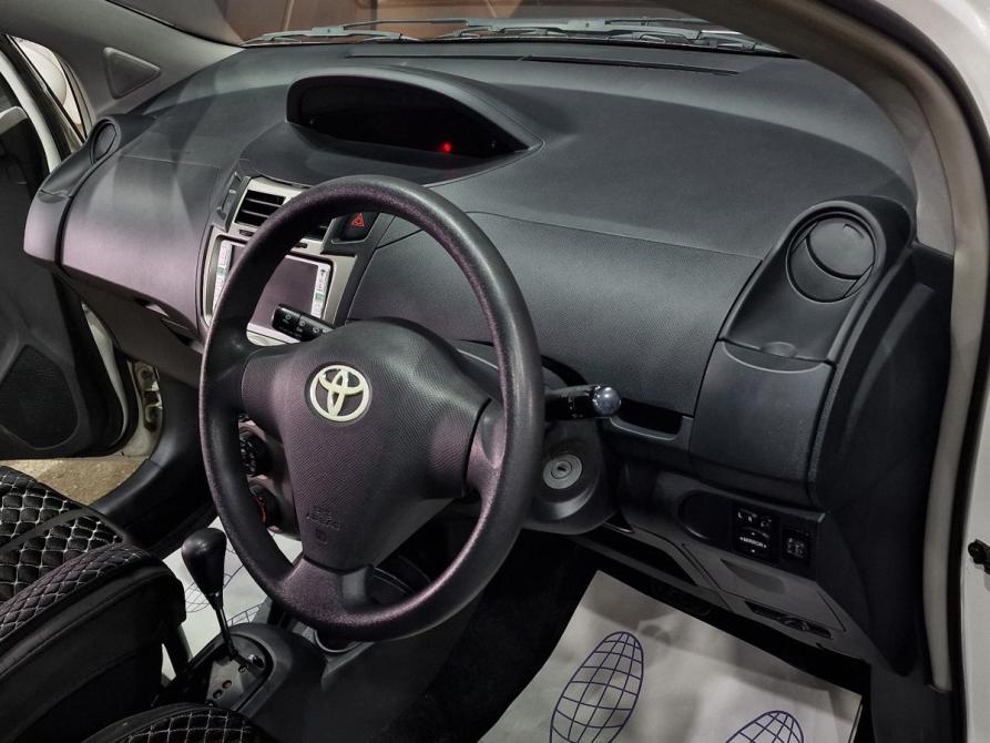 Toyota Vitz II (XP90) Ставрополь  - изображение 11