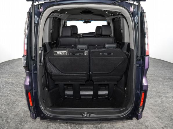 Honda Stepwgn V с пробегом 2016 года, цена 1 750 500 рублей, 151105 км, минивэн, Автокод Объявления