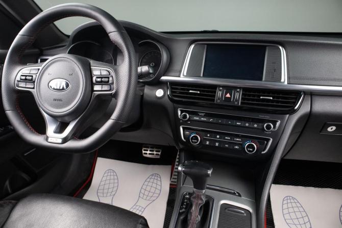 Kia Optima IV Рестайлинг с пробегом 2018 года, цена 2 199 000 рублей, 161004 км, седан, Автокод Объявления