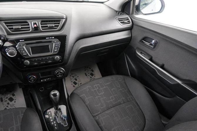 Kia Rio III с пробегом 2012 года, цена 1 029 000 рублей, 60700 км, седан, Автокод Объявления