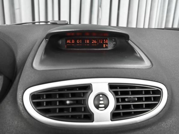 Renault Clio III с пробегом 2006 года, цена 649 000 рублей, 242554 км, хэтчбек, Автокод Объявления