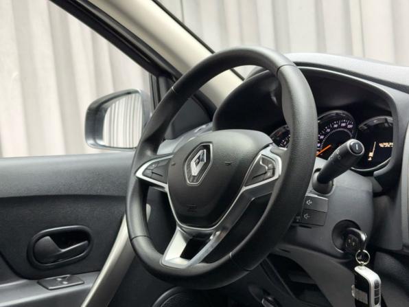Renault Sandero II Рестайлинг с пробегом 2019 года, цена 1 299 000 рублей, 43000 км, хэтчбек, Автокод Объявления