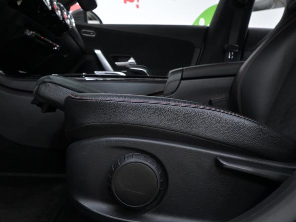 Mercedes-Benz CLA II (C118 X118) с пробегом 2019 года, цена 3 100 000 рублей, 78000 км, седан, Автокод Объявления